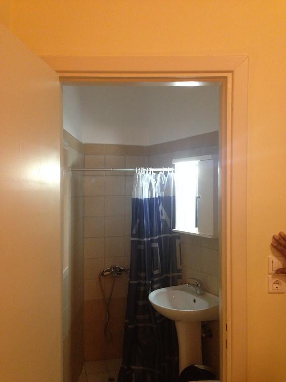 Marvi Hotel Kamena Vourla Chambre photo